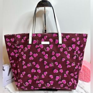 Limited Edition GUCCI Heartbeat Print Canvas Tote Bag